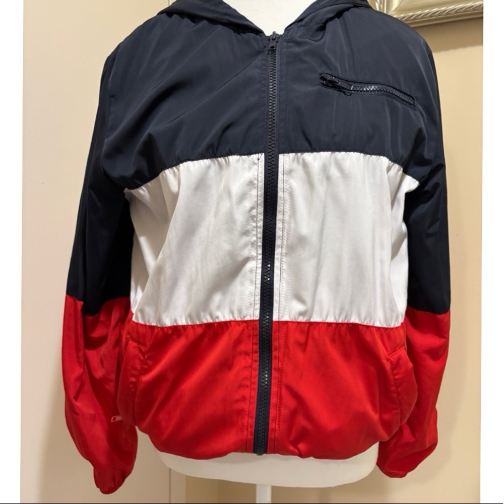 Brandy Melville Krissy Windbreaker